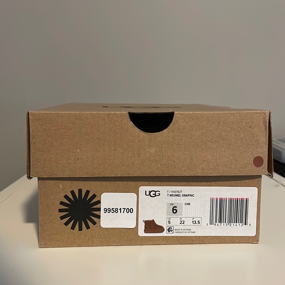 Real UGG Neumel boots